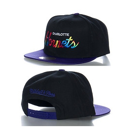 MITCHELL AND NESS CHARLOTTE HORNETS NBA SNAPBACK CASQUETTE