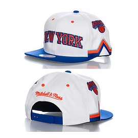MITCHELL AND NESS NEW YORK KNICKS NBA SNAPBACK CASQUETTE