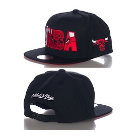 MITCHELL AND NESS CHICAGO BULLS NBA SNAPBACK CASQUETTE